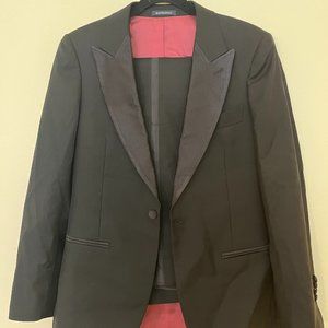 Men's SuitSupply Tuxedo